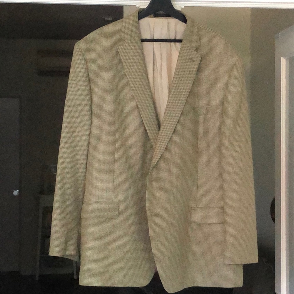 Ralph Lauren 52R houndstooth blazer. Barely used
